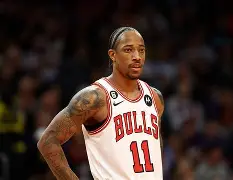 九游娱乐- 德罗巴和nba球员合影 